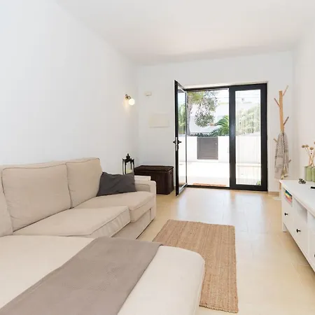 Apartman La Xica Cala Santandria